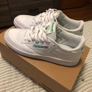 Women Reebok Classic
